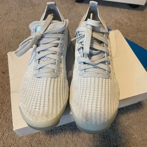 Woman air vapormax fly knit 3